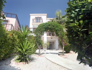 4 Bedroom Villa for sale in Peyia, Cyprus