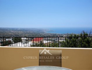 2 Bedroom Townhouse for sale in Peyia, Cyprus