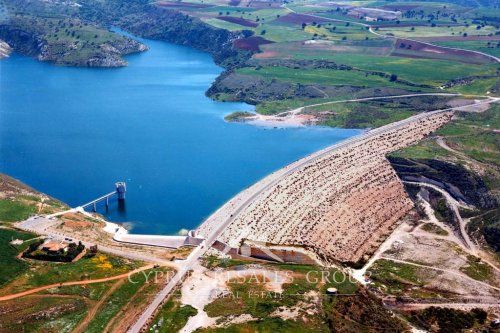  Aspokremmos Dam has only overflowed 4 times.